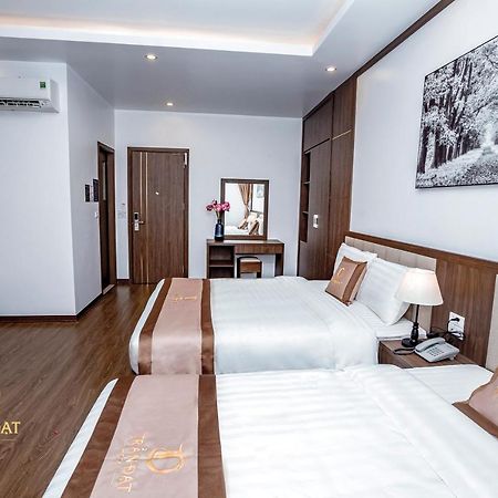 Tran Dat Hotel Ha Long Exterior photo